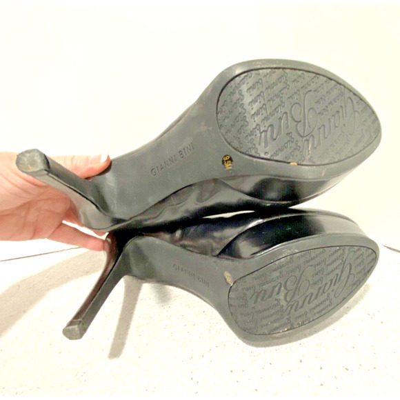 Gianni Bini Black Leather Platform High Heels Pumps Classic Stiletto Shoes 9.5M - Picture 8 of 11
